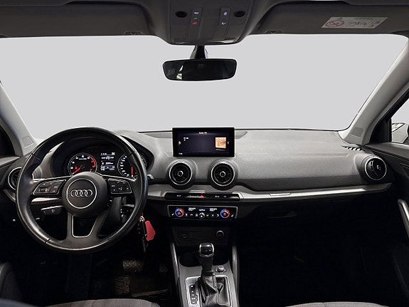 Audi Q2 7 of 16