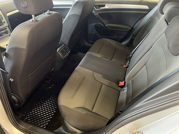 Volkswagen Golf I 13 of 24