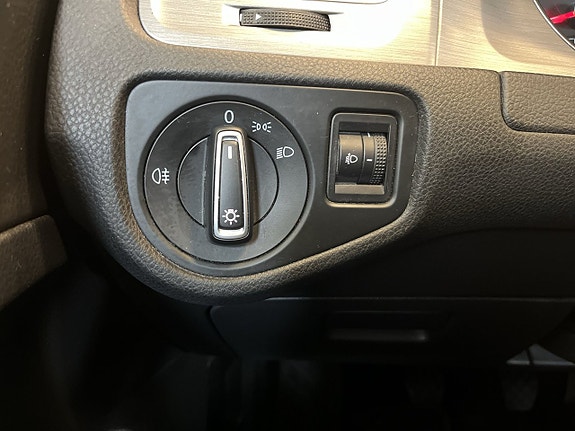 Volkswagen Golf I 21 of 24