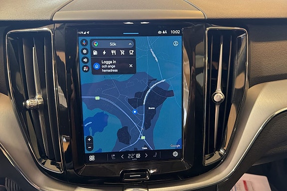 Volvo XC60 16 of 21
