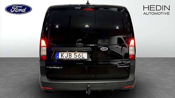 Ford Transit Connect 7 of 9