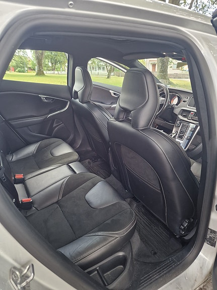 Volvo V40 4 of 4