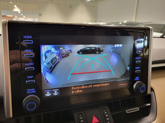 Toyota RAV4 14 of 16