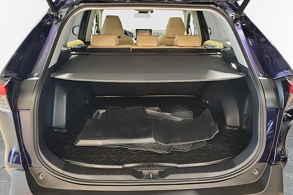Toyota RAV4 15 of 16