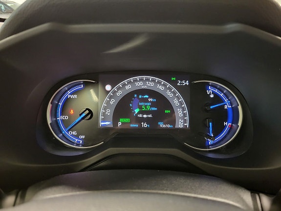 Toyota RAV4 16 of 16