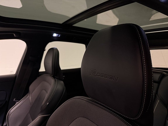Volvo XC60 7 of 30
