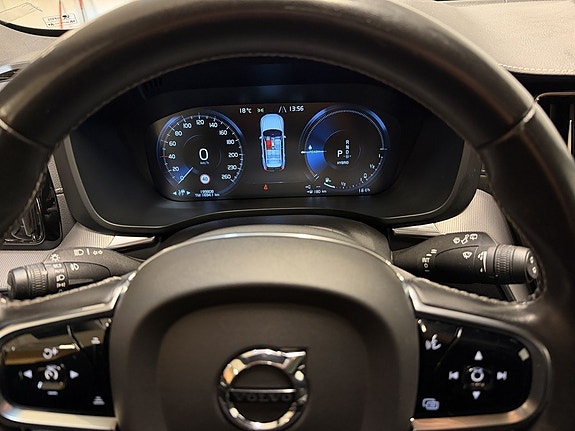 Volvo XC60 21 of 30