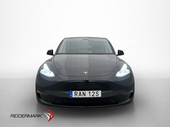 Tesla Model Y 3 of 30