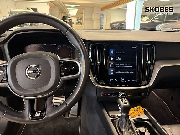 Volvo V60 11 of 26