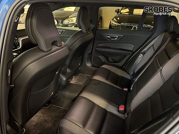 Volvo V60 8 of 26
