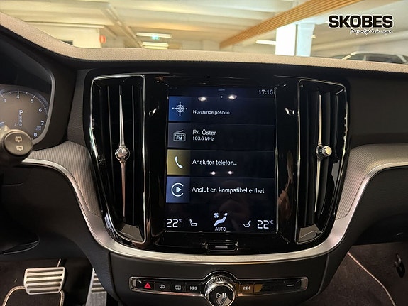 Volvo V60 13 of 26