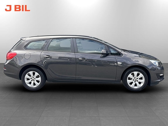 Opel Astra 13 of 15