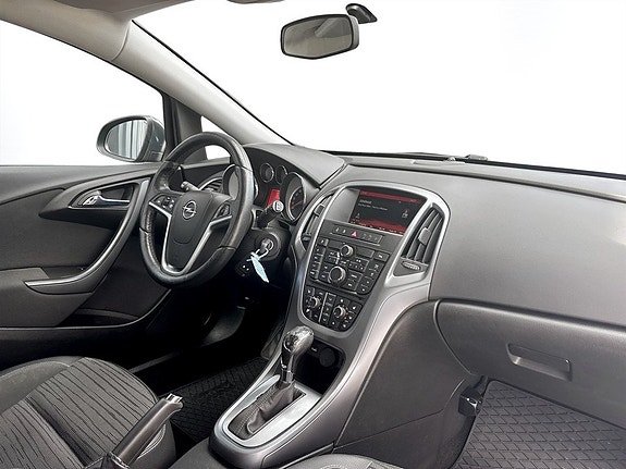 Opel Astra 12 of 15