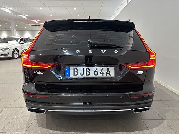 Volvo V60 8 of 20