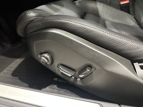 Volvo V60 13 of 20