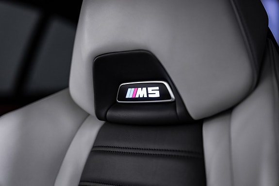 BMW M5 22 of 27