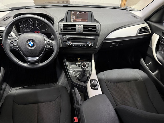 BMW 116i 8 of 18