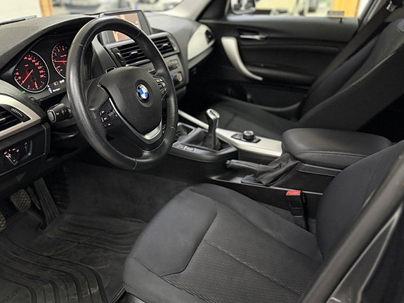 BMW 116i 13 of 18