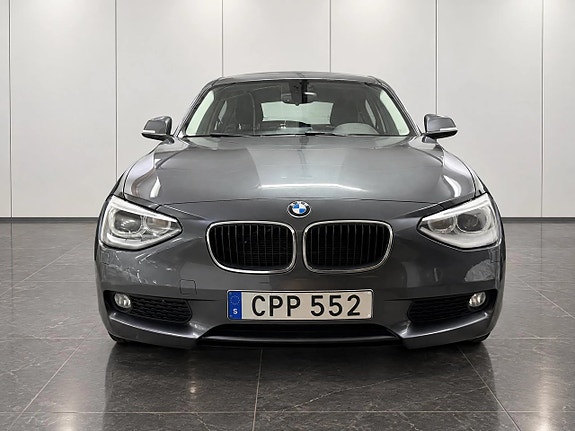 BMW 116i 2 of 18