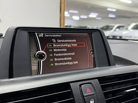 BMW 116i 14 of 18