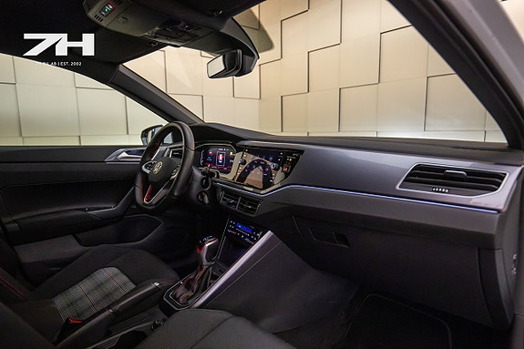 Volkswagen Polo 15 of 21