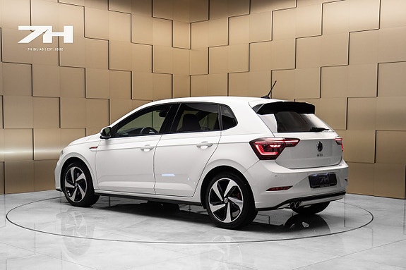 Volkswagen Polo 3 of 21