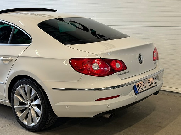 Volkswagen Passat CC 6 of 12