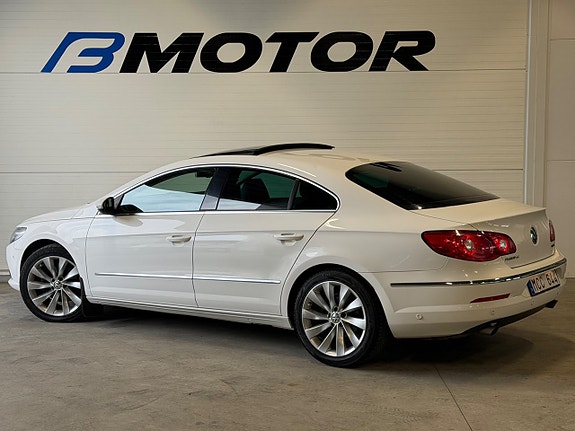 Volkswagen Passat CC 3 of 12