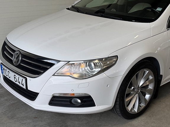 Volkswagen Passat CC 5 of 12