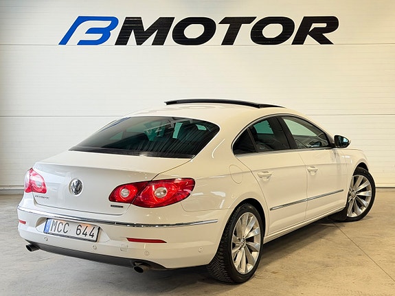 Volkswagen Passat CC 4 of 12