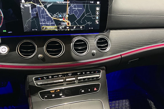 Mercedes-Benz E220 d 8 of 16