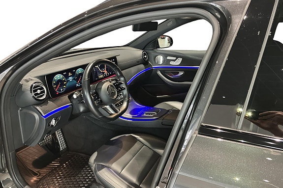 Mercedes-Benz E220 d 9 of 16