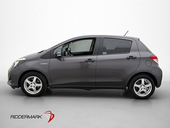 Toyota Yaris 4 of 25