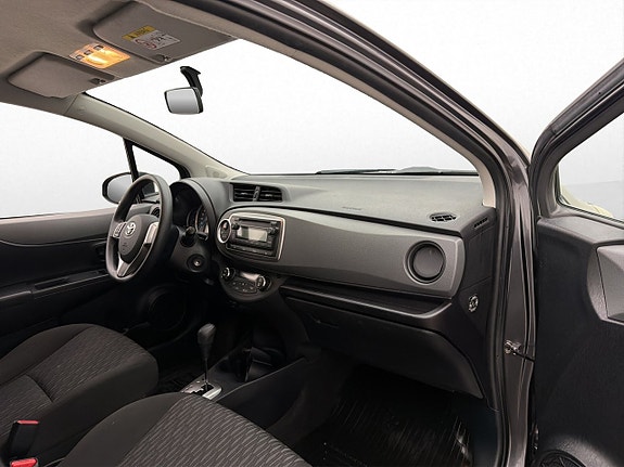 Toyota Yaris 21 of 25