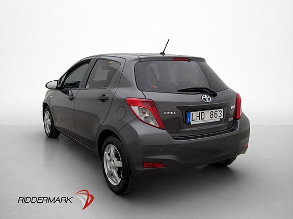 Toyota Yaris 5 of 25