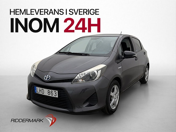 Toyota Yaris 3 of 25