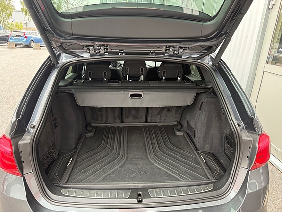 BMW 320d 21 of 23