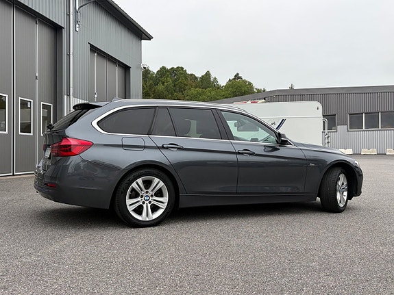 BMW 320d 3 of 23