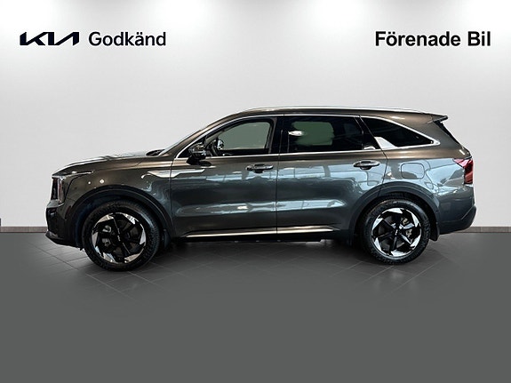 Kia Sorento 4 of 19
