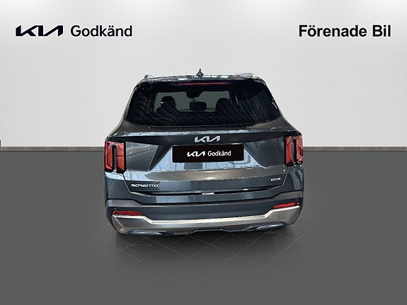 Kia Sorento 6 of 19
