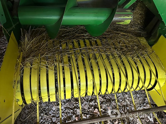 Småbalspress John Deere 330 17 of 24