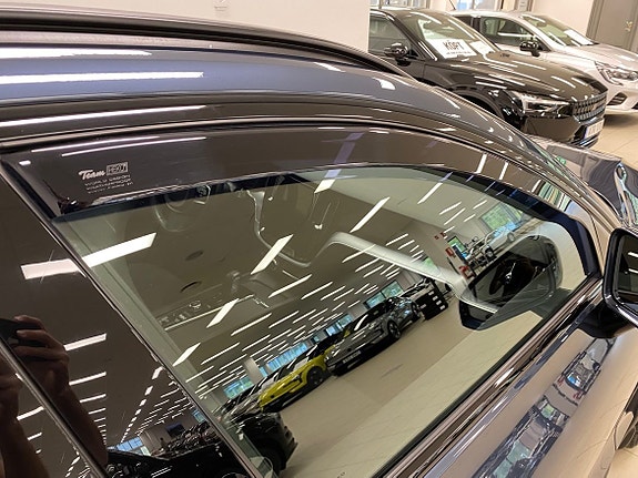Volvo V60 Cross Country 8 of 26