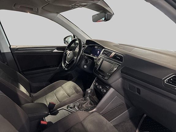 Volkswagen Tiguan 9 of 18