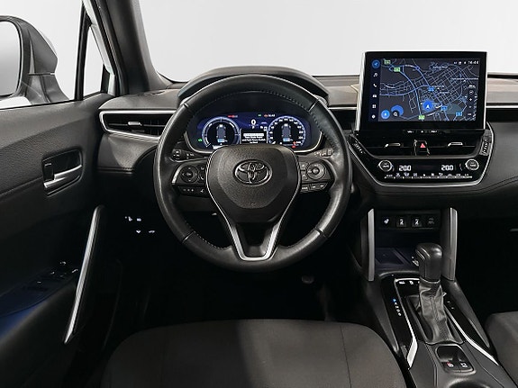 Toyota Corolla Cross 10 of 12