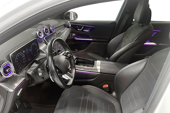 Mercedes-Benz GLC300 e 11 of 15
