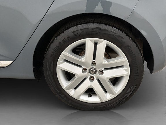Renault Clio 25 of 27