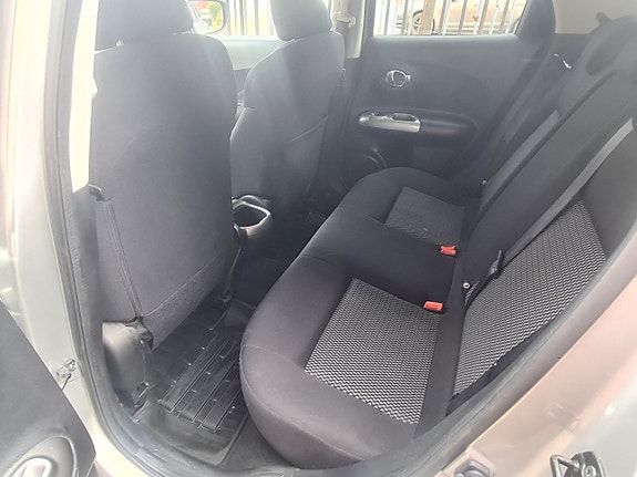 Nissan Juke 14 of 16