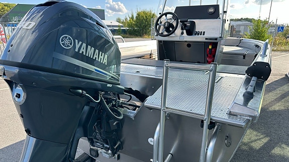Buster MCC Yamaha F40 FETL -26 inkl Fishing Edition. 9 of 12