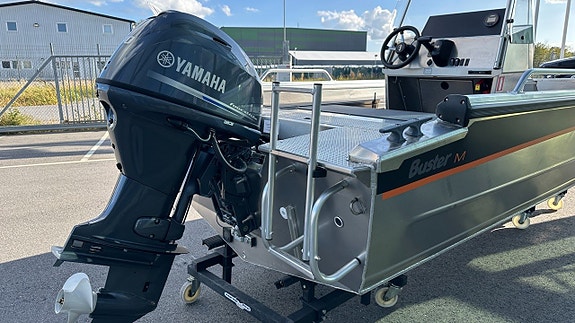 Buster MCC Yamaha F40 FETL -26 inkl Fishing Edition. 4 of 12