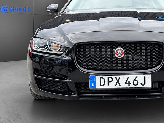 Jaguar XE 5 of 20